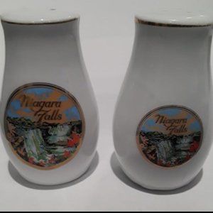 NIAGARA FALLS SALT AND PEPPER SHAKERS - GREAT ADDITION TO ANY COLLECTION